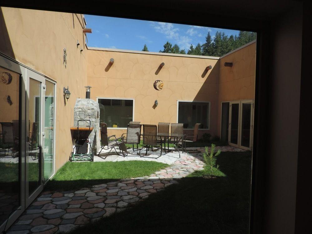 Baergnaescht B&B Osoyoos Exterior photo